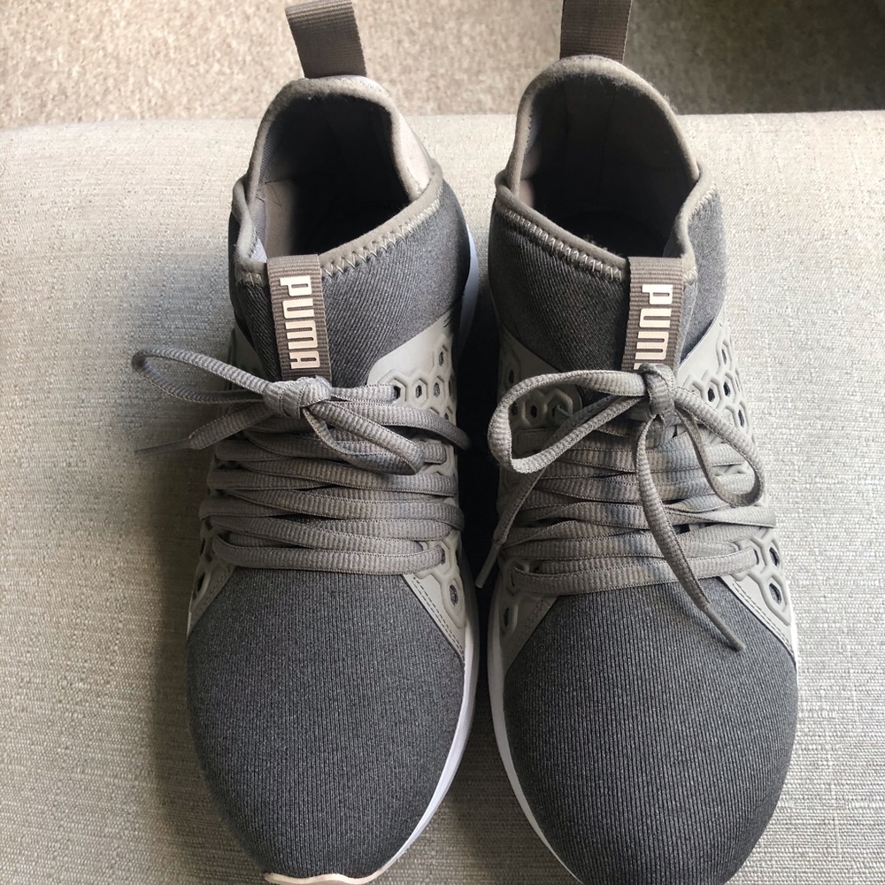 Puma Sneakers